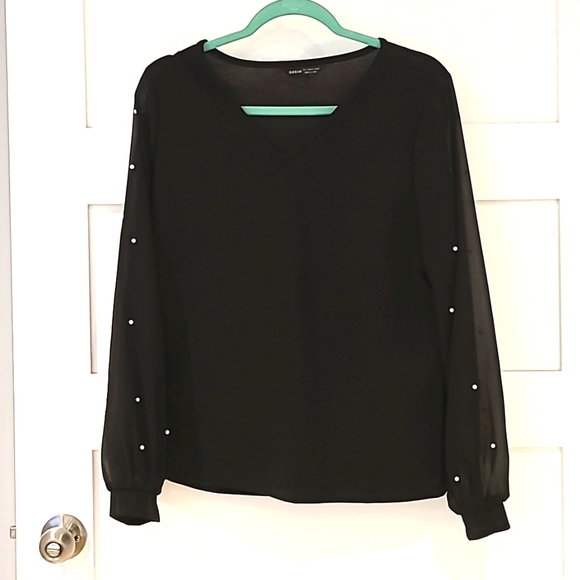 Shein Black Top - Picture 1 of 5